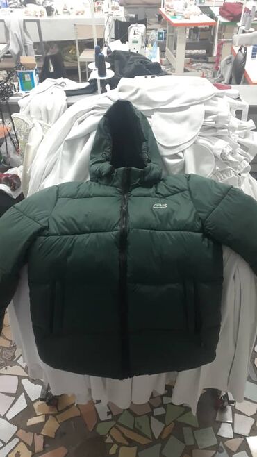 женский пуховик lacoste: Пуховик, Кыска модель, XL (EU 42)