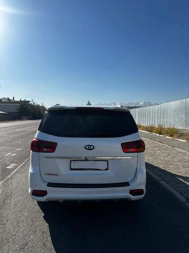 kia k 8: Kia Carnival: 2018 г., 2.2 л, Автомат, Дизель, Минивэн