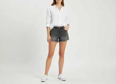 krótkie spodenki jeansowe damskie z wysokim stanem: H&M, Szorty damskie, rozmiar M