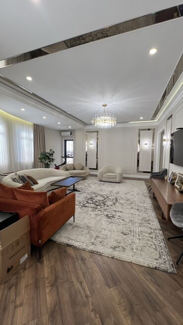 меняю доплатой мне: 4 комнаты, 224 м², Элитка, 7 этаж, Дизайнерский ремонт