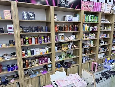 problemli dəri ucun kosmetikalar: Parfumerya vıtrını satılır qıymet 500 azn 8 ededdı tecılı satısdadı — 1