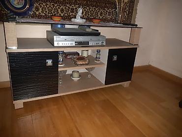 Ev və bağ: Televizor altlığı, TV stend. Möhkəm materialdandır. Ayrıca kronşteyni — 1