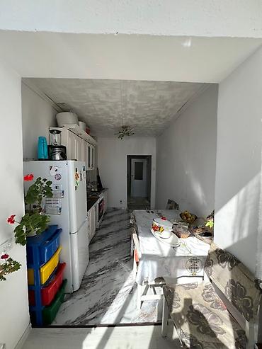 Продажа квартир: 3 комнаты, 60 м², Косметический ремонт — 7