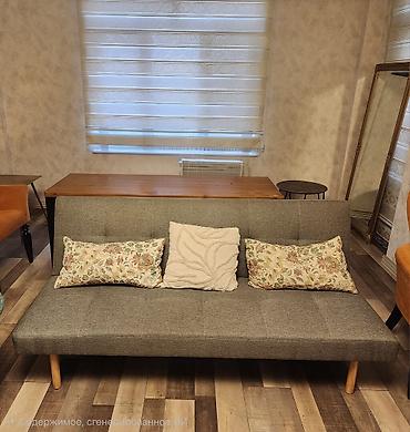 Divanlar: Açılan divandir. JUSK dan alinib. 360 azn satilir 7 mkr Elit park — 1