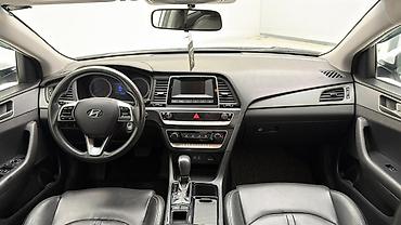 Hyundai: Hyundai Sonata: 2019 г., 2 л, Автомат, Бензин, Седан at lalafo.kg — 12 Hyundai: Hyundai Sonata: 2019 г., 2 л, Автомат, Бензин, Седан — 12