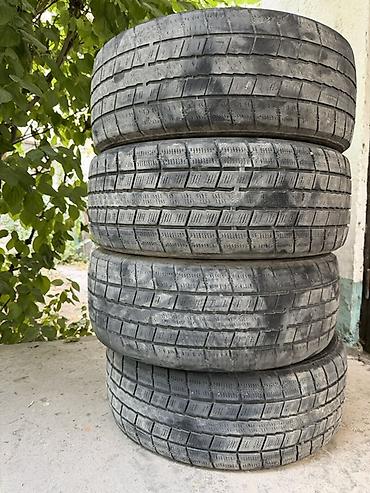 Шины 215 / 55 / R 17, Зима, Б/у, Комплект, Легковые, Китай, Goform