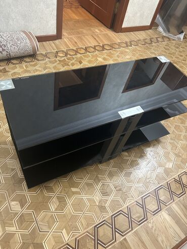 deri alti sepkiler: TV stend, çox təcili satılır