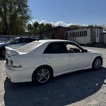 авто обмен на квартиру: Toyota Altezza: 2003 г., Седан — 2