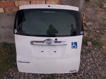 Крышка багажника Toyota 2002 г., Б/у, цвет - Белый,Оригинал