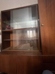 отдам даром котенка: Сервант отдам даром