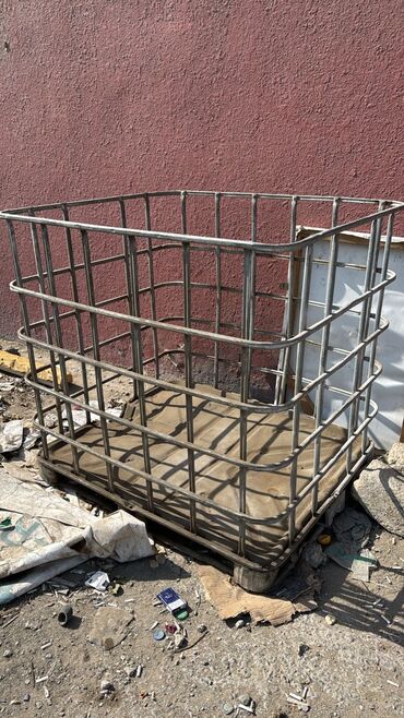 Biznes üçün program təminatı: Məhsul: Metal çərçivəli iri həcmli konteyner qəfəsi (IBC tank karkası)