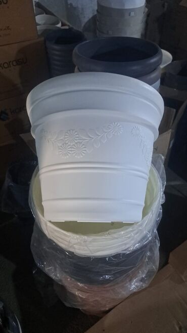 Bitkilər üçün dibçəklər: Dipcək dipcek qablar dipcek qablari gul qabilar Her razmerde ve ferqli — 25