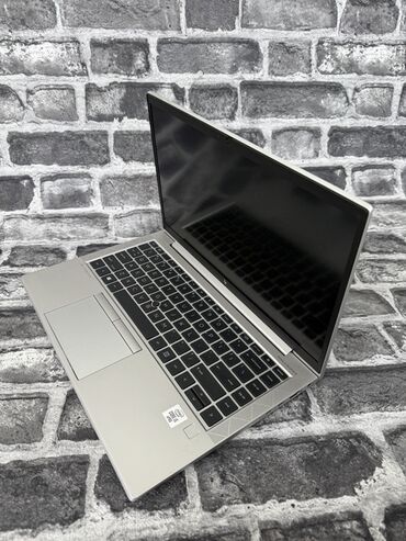 HP: HP 14 ", Intel Core i5, 256 GB