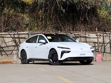 Dongfeng: 🚗 Dongfeng eπ007 – 2026 Model sedan, arxa təkər / 4x4 Menzil — 3