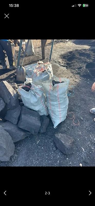 Уголь: Уголь Кара-Кече, Платная доставка, Самовывоз, В розницу, Фракция: Крупный (К), В мешках — 3
