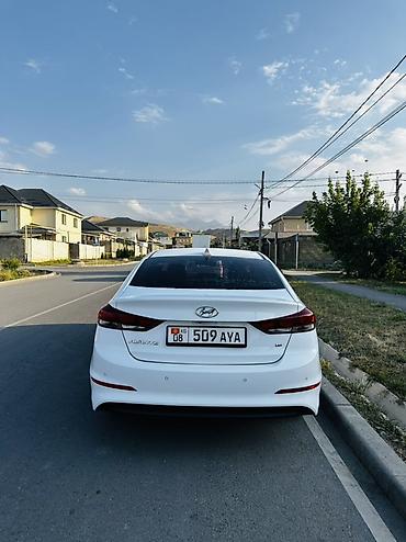 мтз82.1: Hyundai Avante: 2018 г., 1.6 л, Автомат, Бензин, Седан — 3