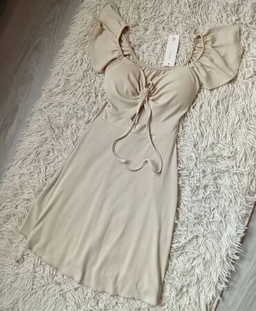 dilajn haljine cena: S (EU 36), color - Beige, Short sleeves