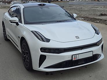 Zeekr: Zeekr 001: | 2024 г. Седан — 2