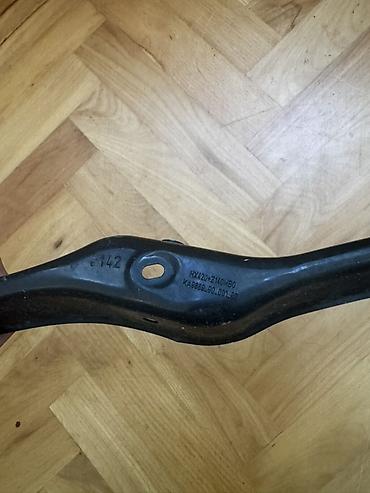 Кузовные детали: BMW F30 alt şveller. OEM kod 7266325-05. Promlemsiz.
Sveller — 2