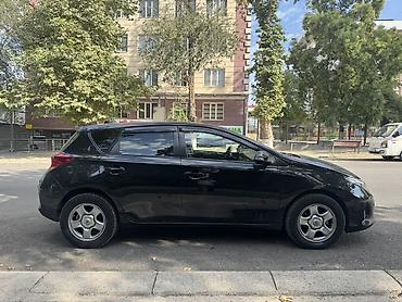 тоета аурис: Toyota Auris: 2013 г., 1.6 л, Автомат, Бензин, Хэтчбэк — 7