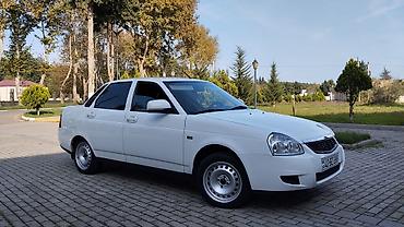 VAZ (LADA): VAZ (LADA) Priora: 1.6 l | 2017 il 143000 km Sedan — 3