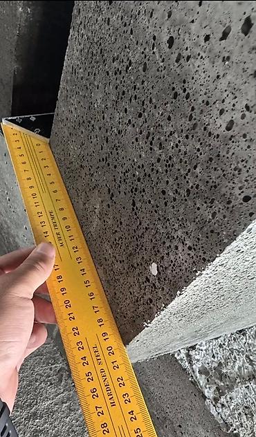 Пескоблок: Предлагаются строительные блоки из серого шлакобетона, предназначенные — 9