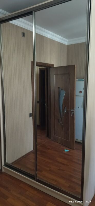işlənmiş paltar dolabi: İşlənmiş, Açılan, 2 qapılı Düz dolab, Qarderob, paltar dolabı, Türkiyə