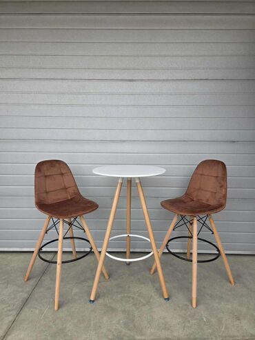 Ostalo: Stolice 9000 — 1