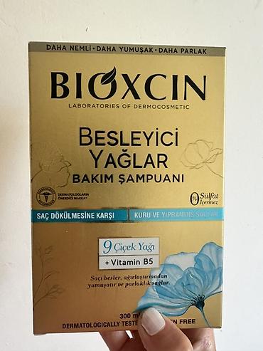 Şampun və yağ satilir bioxin. Biri 20 man. İkisin alsaz endirim