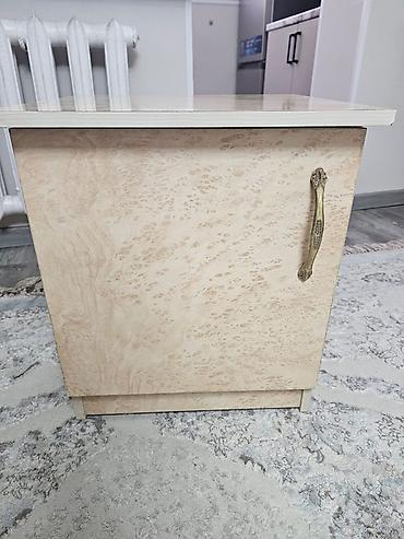 study table: Продам дешево кровать с матрасом и тумбы 2 шт Размер : 160/200 Все — 2