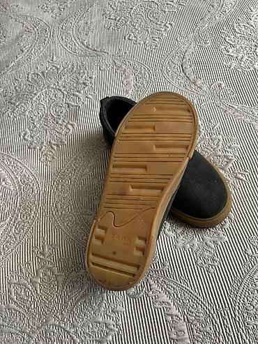 zara usaq geyim: ZARA uşaq slip-on ayaqqabıları - Brend: ZARA - Ölçü: 32 (etiketdə — 3