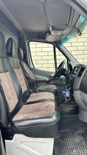 Легкий грузовой транспорт: Легкий грузовик, Mercedes-Benz, Стандарт — 7