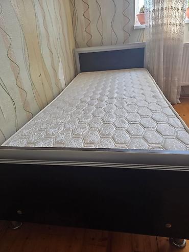 matras tek neferlik: İşlənmiş, Təknəfərlik çarpayı, Bazasız, Matras ilə, Siyirməsiz, Azərbaycan — 1
