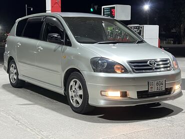 электроный мото: Toyota Ipsum: 2001 г., 2.4 л, Автоматические, Газ, Минивэн