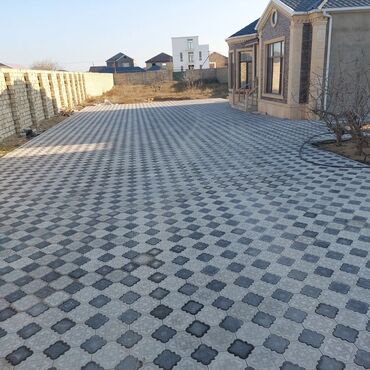 Döşəmə işləri: Xidmət: Həyətyanı sahələr, həyət-dalan, giriş yolları və teraslar üçün — 15