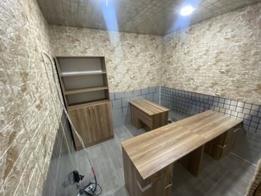 Офисные шкафы: Ofis üçün nəzərdə tutulmuş bu dəst, müasir və praktik dizaynı ilə iş