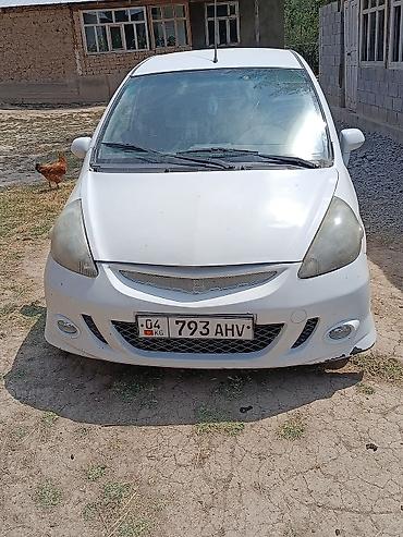 bud e9: Honda Fit: 2002 г., Механика, Бензин, Хэтчбэк — 3