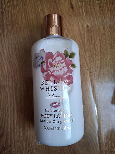 hamam dest: Belle Whistle markalı Peony ətirli nəmləndirici bədən losyonu və əl — 2