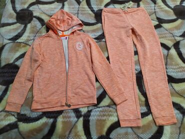 Джинсы и брюки: Джинсы и брюки — 8