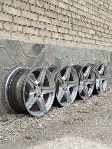 диски 6 дырок: Куйма Дисктер R 17 Mercedes-Benz, Комплект, тешиктери - 5