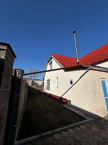 Продажа коттеджей и домов: 🏡 Продаётся просторный дом — 100 м² 📍 Район Аска Таш Отличный вариант — 9