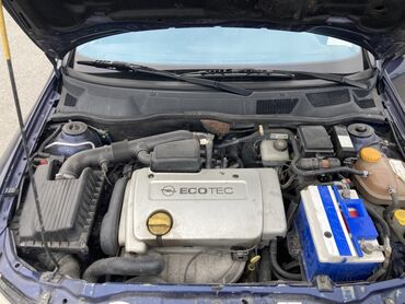 Opel: Opel Astra: 1.6 l | 2001 il 320000 km Sedan — 4