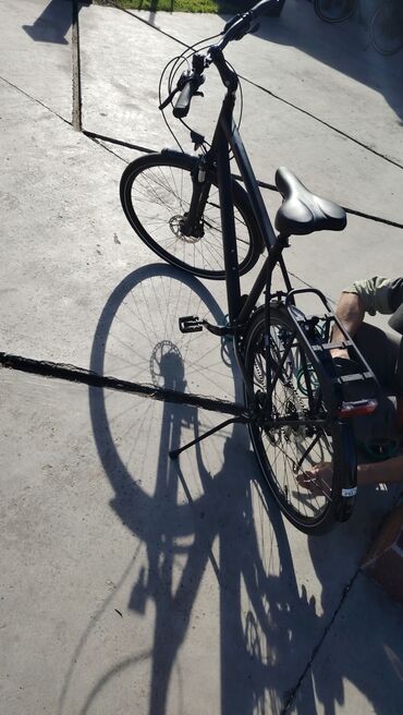 polovni deciji bicikli sa pomocnim tockovima: UbariDeluxe Diamant
Biciklo ocuvan kao nov