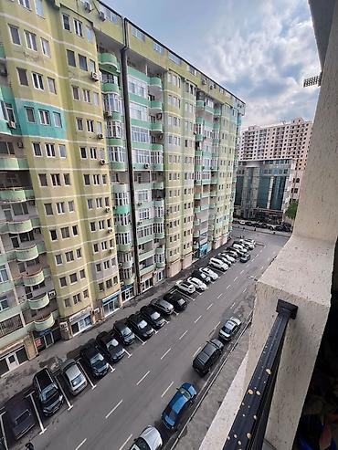 Yeni tikili: 28 May, 4 otaqlı, Yeni tikili, m. 8 Noyabr, 100 kv. m — 2