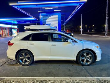 Toyota Venza: 2010 г., 3.5 л, Автомат, Бензин, Кроссовер