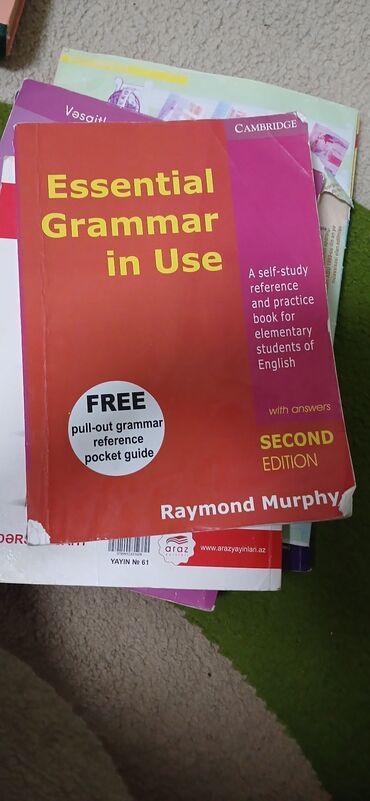 İngilis dili: İngilis dili üzrə kitab toplusu - Essential Grammar in Use — 1
