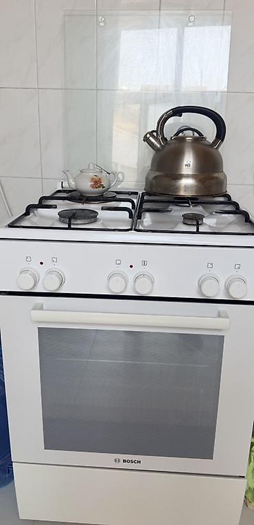 Plitələr və bişirmə panelləri: Qaz plitəsi Ayrıca dayanan, 4 gözlü, İşlənmiş — 1