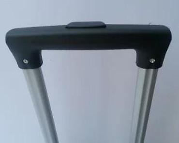 Putni koferi i torbe: Tvrdi kofer na točkiće – kabinski format - Materijal: čvrsta — 17