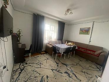 Продажа коттеджей и домов: Срочно продается 3комнатный дом барачного типа в центре города Каракол — 2