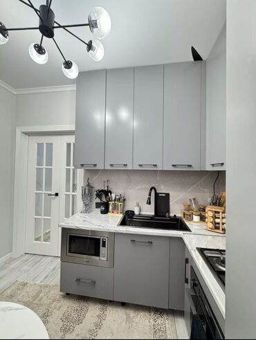раздольное село: 1 комната, 37 м², Элитка, 1 этаж, Евроремонт